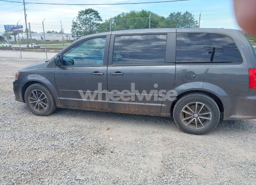 Photo 14 of 2016 Dodge Grand CARAVAN R/T (VIN 2C4RDGEG0GR277564)