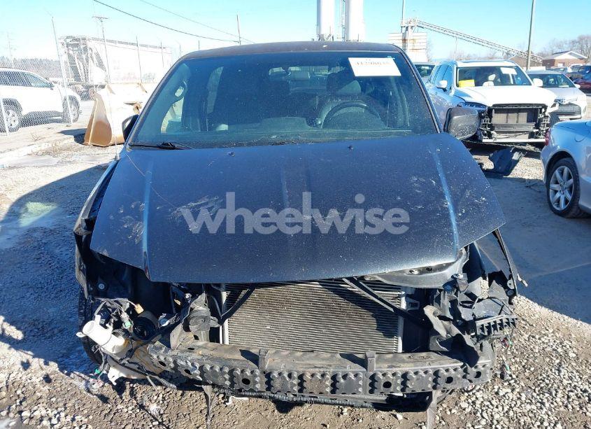 Photo 13 of 2016 Dodge Grand CARAVAN R/T (VIN 2C4RDGEG0GR358385)