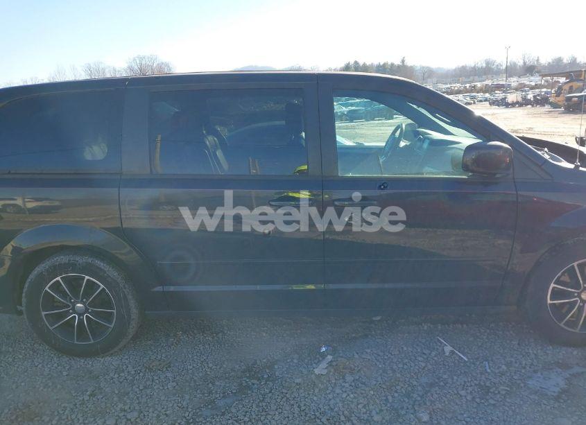 Photo 14 of 2016 Dodge Grand CARAVAN R/T (VIN 2C4RDGEG0GR358385)