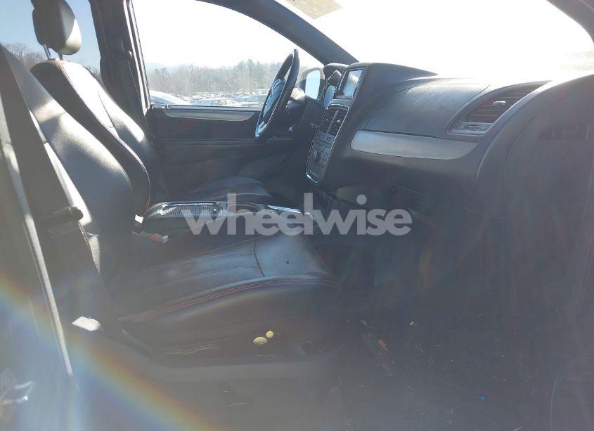 Photo 5 of 2016 Dodge Grand CARAVAN R/T (VIN 2C4RDGEG0GR358385)