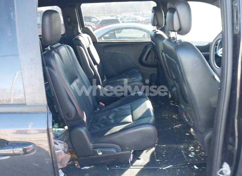 Photo 8 of 2016 Dodge Grand CARAVAN R/T (VIN 2C4RDGEG0GR358385)