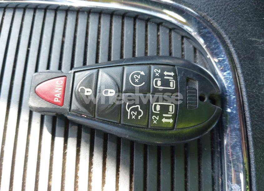 Photo 11 of 2016 Dodge Grand CARAVAN R/T (VIN 2C4RDGEG0GR371363)