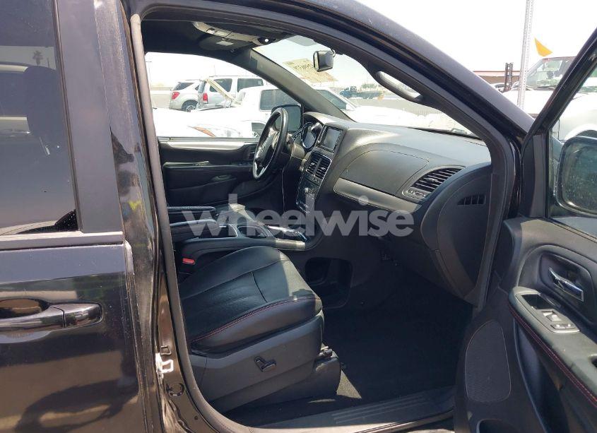 Photo 5 of 2017 Dodge Grand CARAVAN GT (VIN 2C4RDGEG0HR858077)