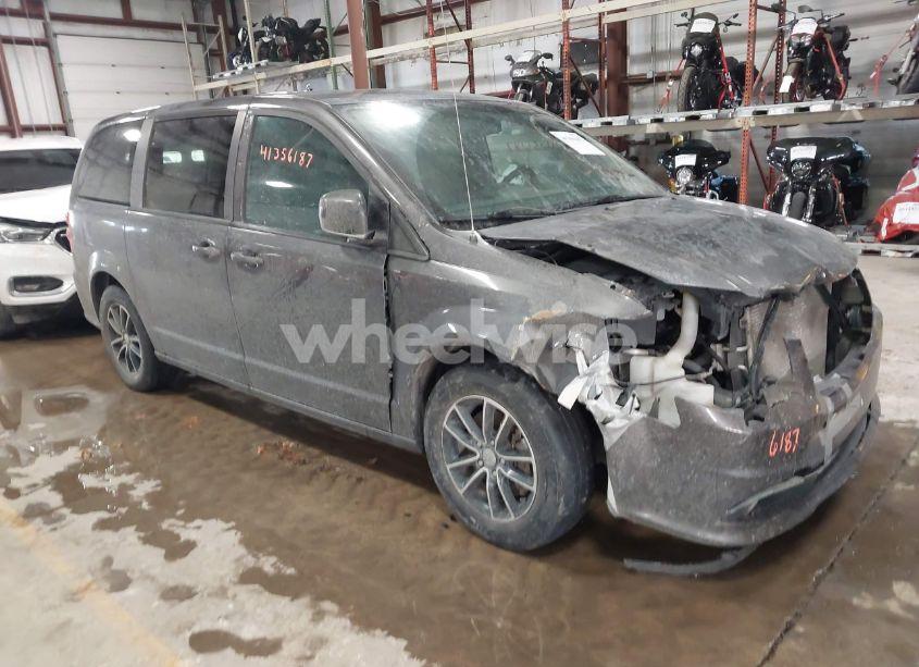 2018 Dodge Grand CARAVAN GT (VIN 2C4RDGEG0JR179612) main photo