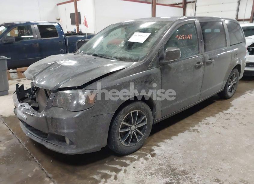 Photo 2 of 2018 Dodge Grand CARAVAN GT (VIN 2C4RDGEG0JR179612)