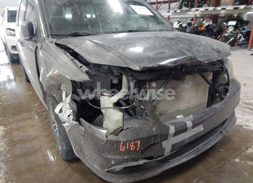 Photo 6 of 2018 Dodge Grand CARAVAN GT (VIN 2C4RDGEG0JR179612)