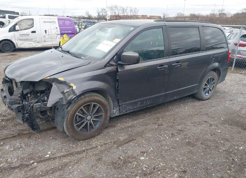 Photo 2 of 2018 Dodge Grand CARAVAN GT (VIN 2C4RDGEG0JR345370)