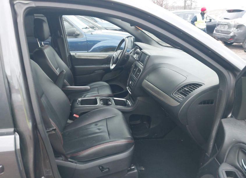 Photo 5 of 2018 Dodge Grand CARAVAN GT (VIN 2C4RDGEG0JR345370)