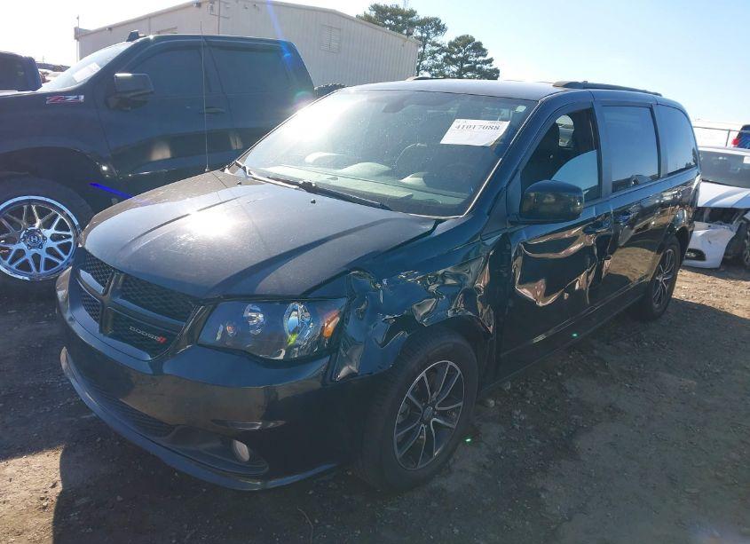 Photo 2 of 2019 Dodge Grand CARAVAN GT (VIN 2C4RDGEG0KR512571)
