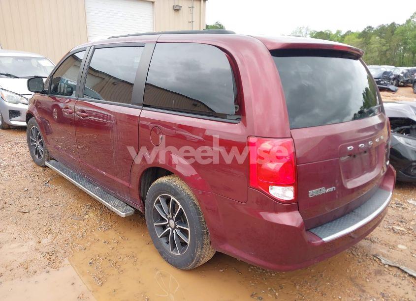 Photo 3 of 2019 Dodge Grand CARAVAN GT (VIN 2C4RDGEG0KR562211)
