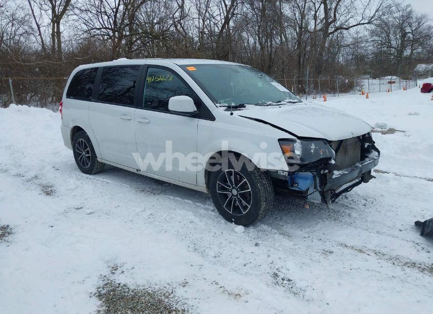 2019 Dodge Grand CARAVAN GT (VIN 2C4RDGEG0KR659019) main photo