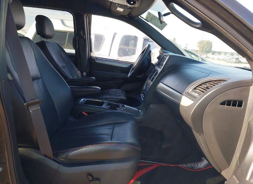 Photo 5 of 2016 Dodge Grand CARAVAN R/T (VIN 2C4RDGEG1GR329333)