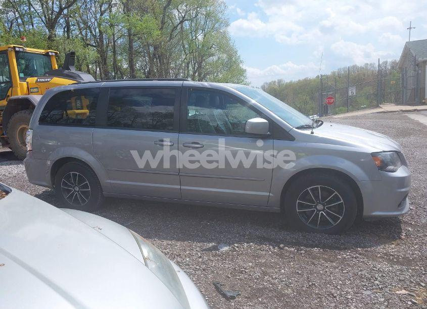 Photo 14 of 2016 Dodge Grand CARAVAN R/T (VIN 2C4RDGEG1GR376118)