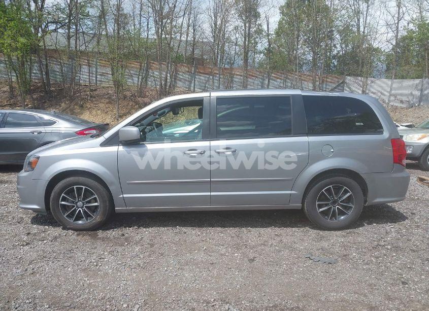 Photo 15 of 2016 Dodge Grand CARAVAN R/T (VIN 2C4RDGEG1GR376118)