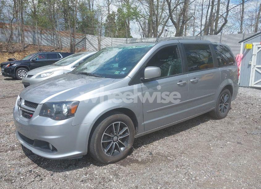 Photo 2 of 2016 Dodge Grand CARAVAN R/T (VIN 2C4RDGEG1GR376118)