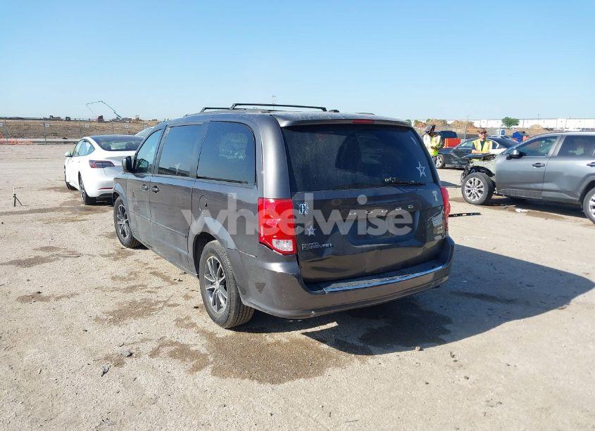 Photo 3 of 2017 Dodge Grand CARAVAN GT (VIN 2C4RDGEG1HR717180)