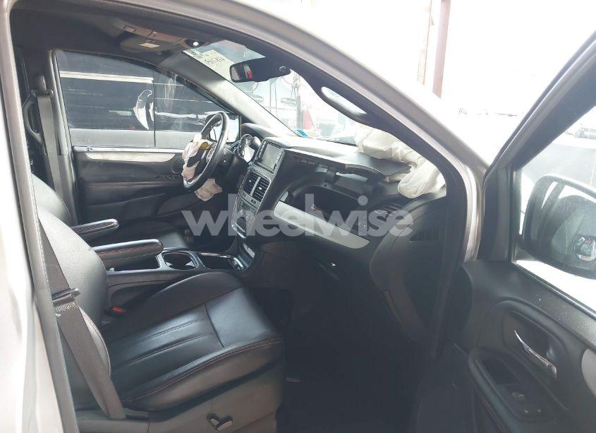 Photo 5 of 2017 Dodge Grand CARAVAN GT (VIN 2C4RDGEG1HR791442)