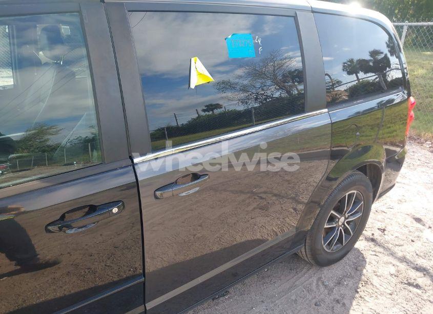 Photo 6 of 2018 Dodge Grand CARAVAN GT (VIN 2C4RDGEG1JR205022)