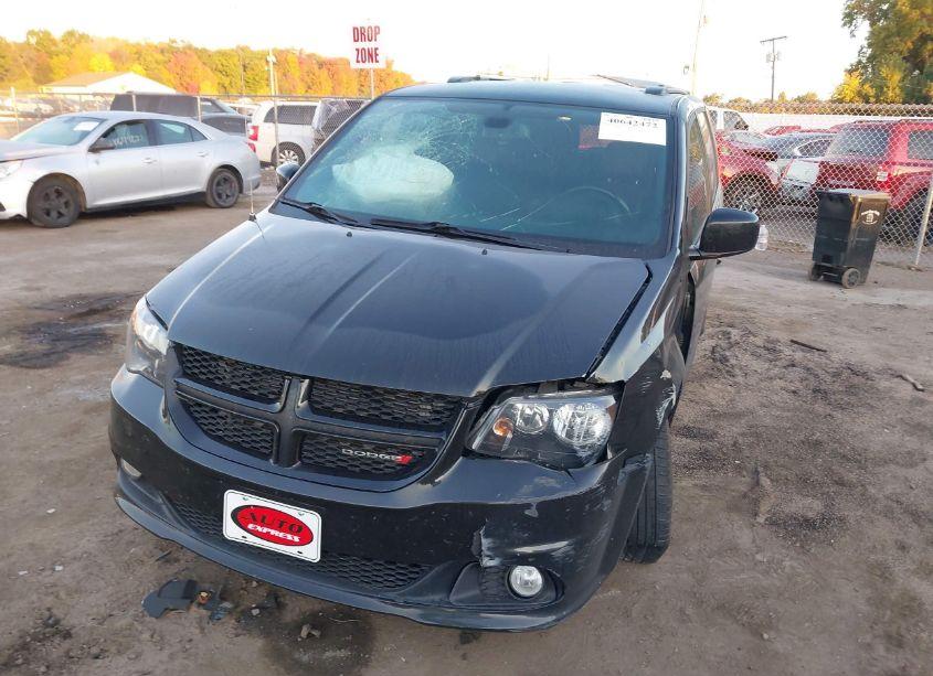 Photo 2 of 2018 Dodge Grand CARAVAN GT (VIN 2C4RDGEG1JR343403)