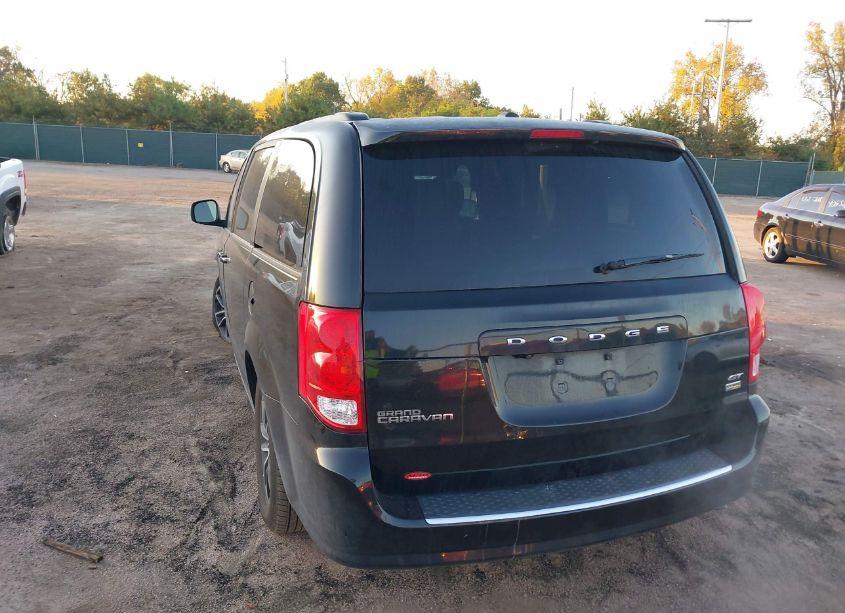 Photo 3 of 2018 Dodge Grand CARAVAN GT (VIN 2C4RDGEG1JR343403)