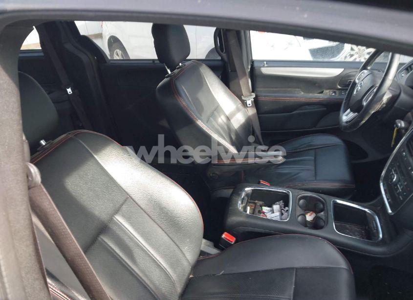 Photo 5 of 2018 Dodge Grand CARAVAN GT (VIN 2C4RDGEG1JR343563)