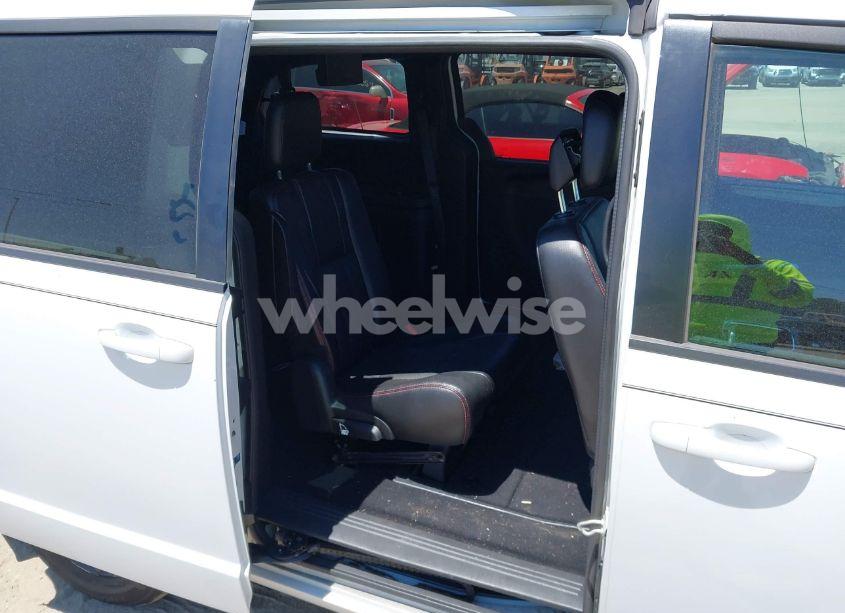 Photo 8 of 2019 Dodge Grand CARAVAN GT (VIN 2C4RDGEG1KR739705)