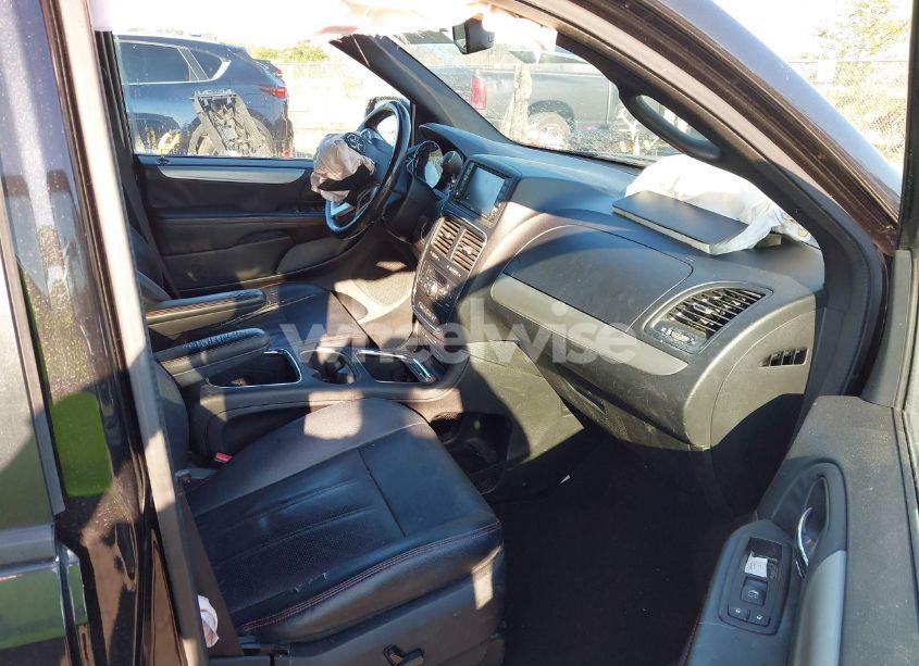 Photo 5 of 2015 Dodge Grand CARAVAN R/T (VIN 2C4RDGEG2FR737452)