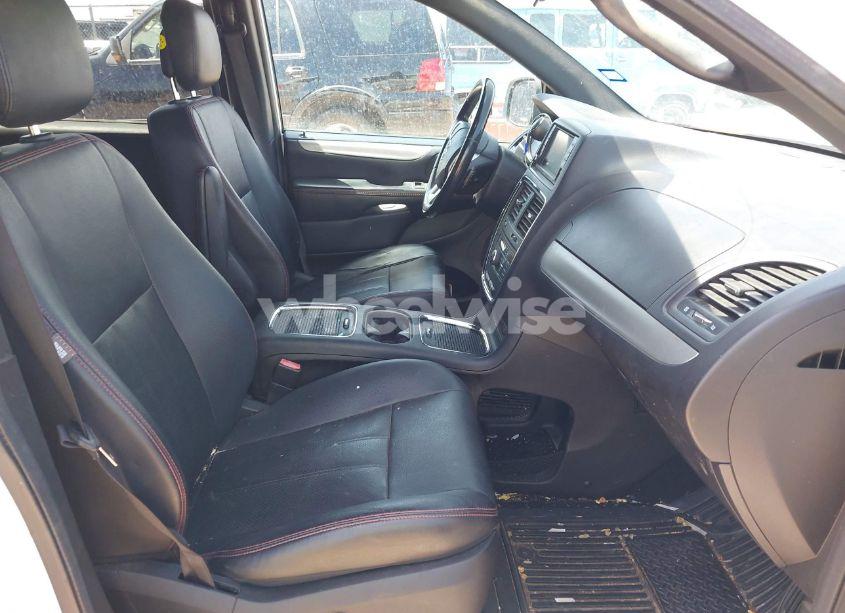 Photo 5 of 2016 Dodge Grand CARAVAN R/T (VIN 2C4RDGEG2GR265609)