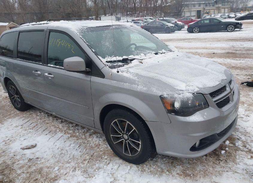 2016 Dodge Grand CARAVAN R/T (VIN 2C4RDGEG2GR344892) main photo