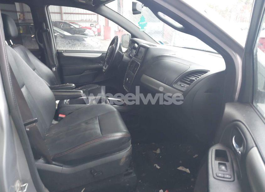 Photo 5 of 2017 Dodge Grand CARAVAN GT (VIN 2C4RDGEG2HR827980)