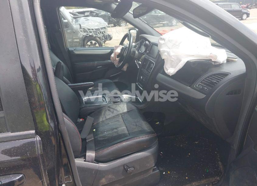 Photo 5 of 2018 Dodge Grand CARAVAN GT (VIN 2C4RDGEG2JR202131)