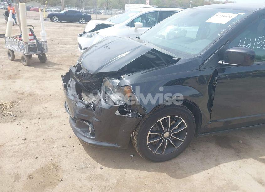 Photo 6 of 2018 Dodge Grand CARAVAN GT (VIN 2C4RDGEG2JR202131)