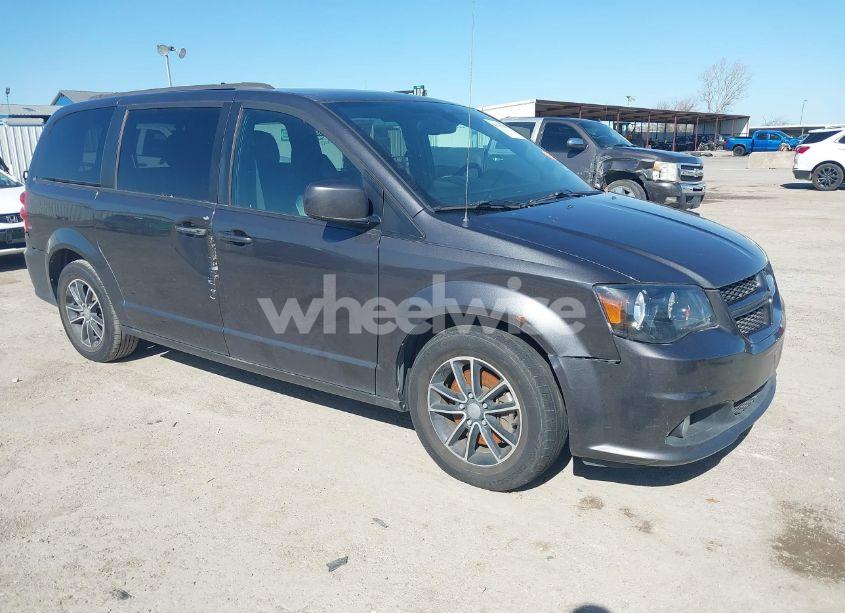 2018 Dodge Grand CARAVAN GT (VIN 2C4RDGEG2JR344804) main photo