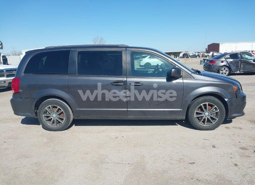 Photo 13 of 2018 Dodge Grand CARAVAN GT (VIN 2C4RDGEG2JR344804)