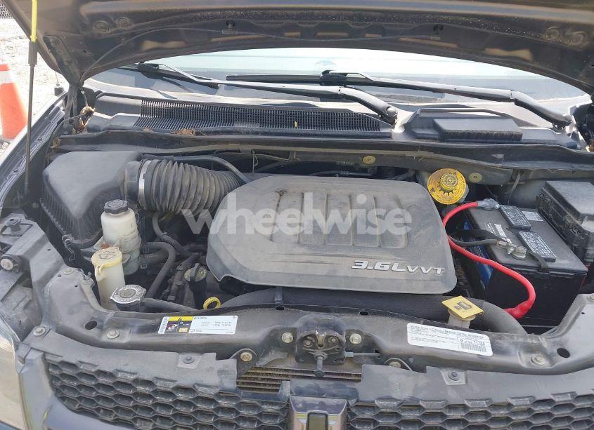 Photo 10 of 2015 Dodge Grand CARAVAN R/T (VIN 2C4RDGEG3FR592132)