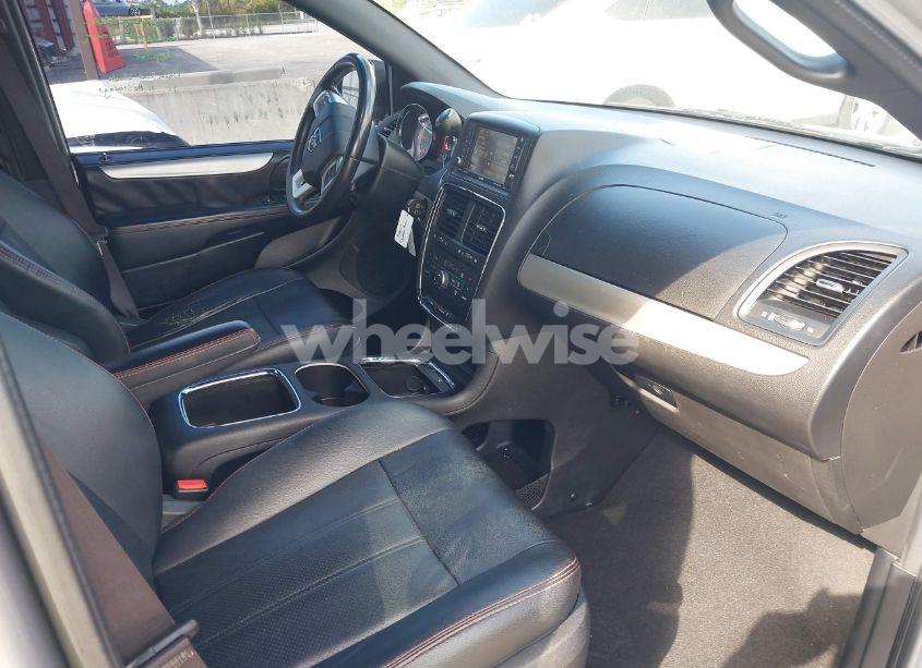 Photo 5 of 2016 Dodge Grand CARAVAN R/T (VIN 2C4RDGEG3GR249130)
