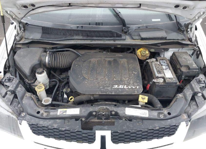 Photo 9 of 2016 Dodge Grand CARAVAN R/T (VIN 2C4RDGEG3GR317619)