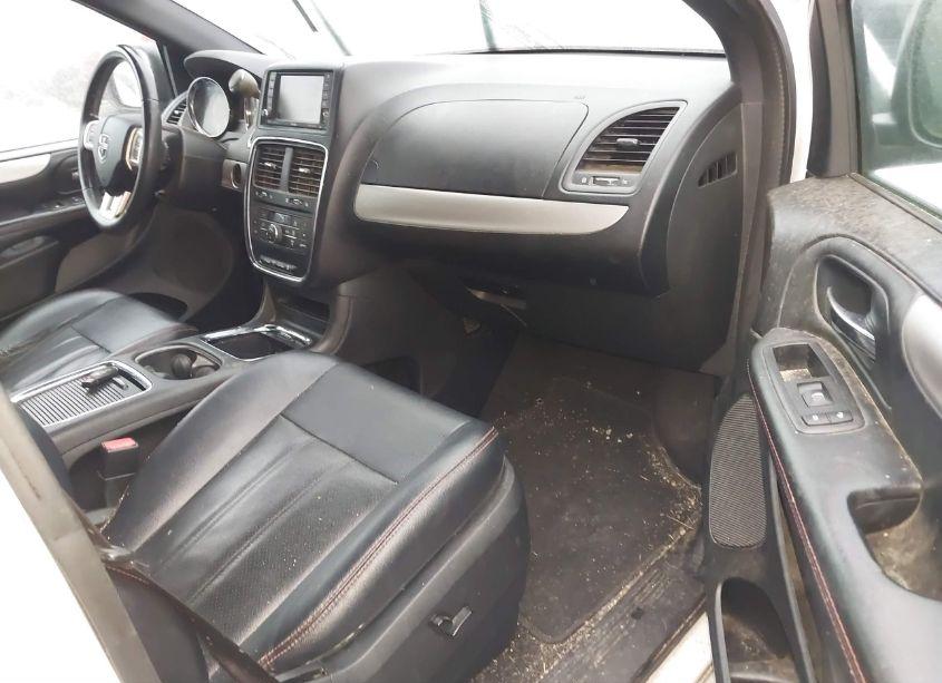 Photo 4 of 2016 Dodge Grand CARAVAN R/T (VIN 2C4RDGEG3GR317619)