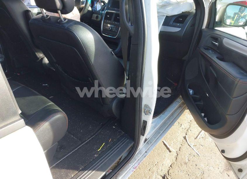 Photo 8 of 2016 Dodge Grand CARAVAN R/T (VIN 2C4RDGEG3GR328829)