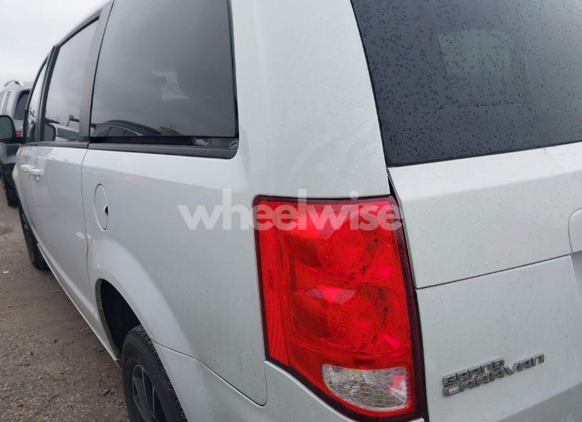 Photo 3 of 2018 Dodge Grand CARAVAN GT (VIN 2C4RDGEG3JR150606)