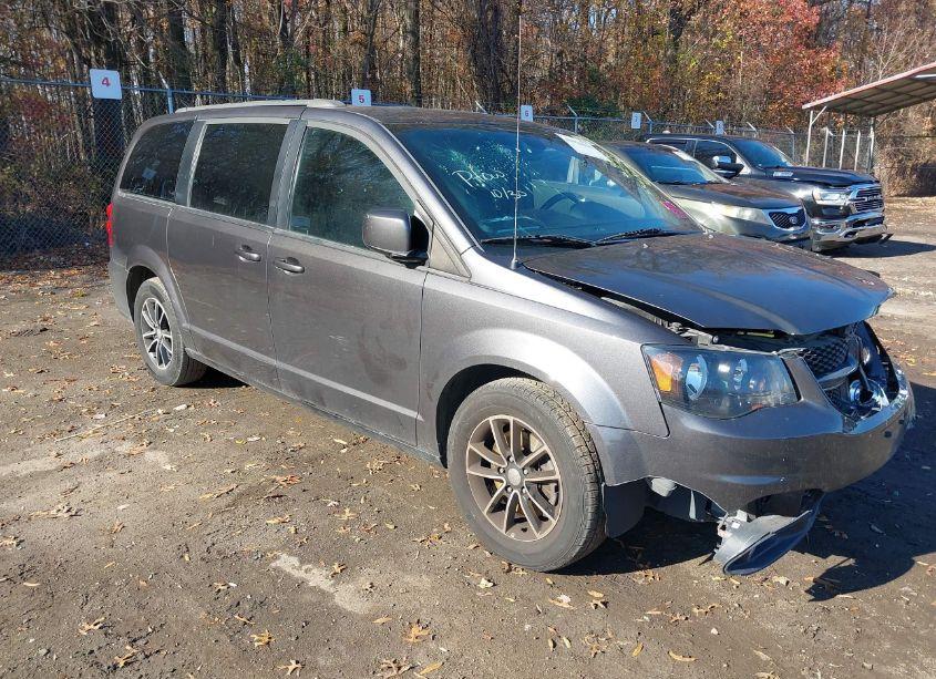 2018 Dodge Grand CARAVAN GT (VIN 2C4RDGEG3JR360347) main photo