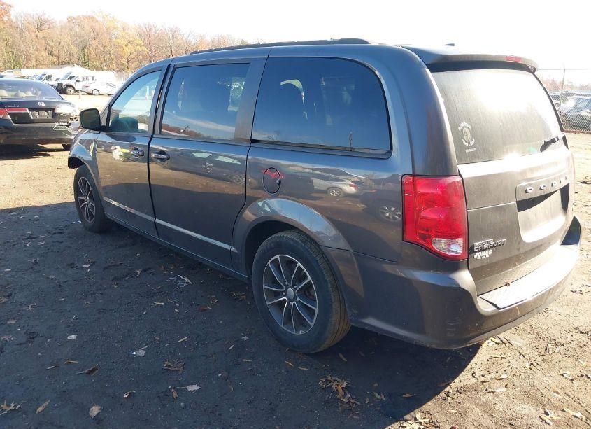 Photo 3 of 2018 Dodge Grand CARAVAN GT (VIN 2C4RDGEG3JR360347)