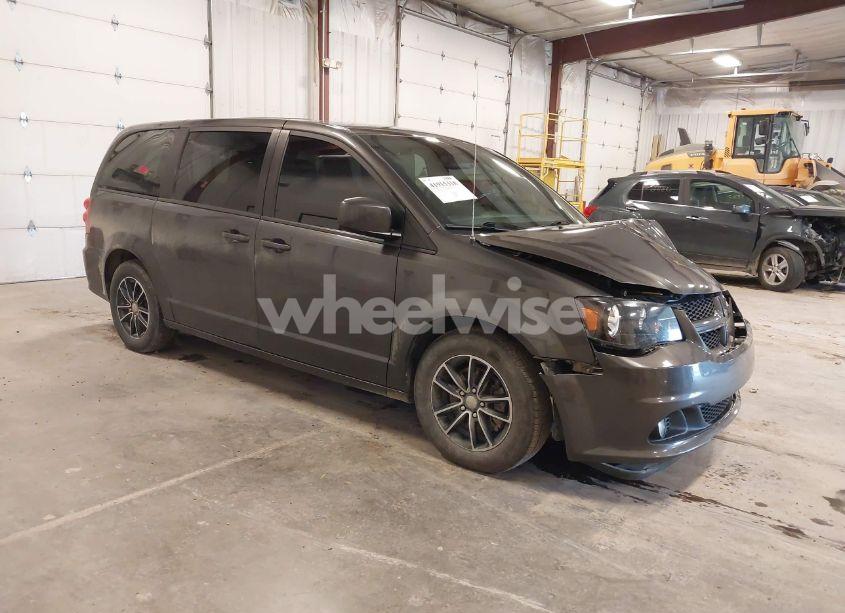 2019 Dodge Grand CARAVAN GT (VIN 2C4RDGEG3KR646068) main photo