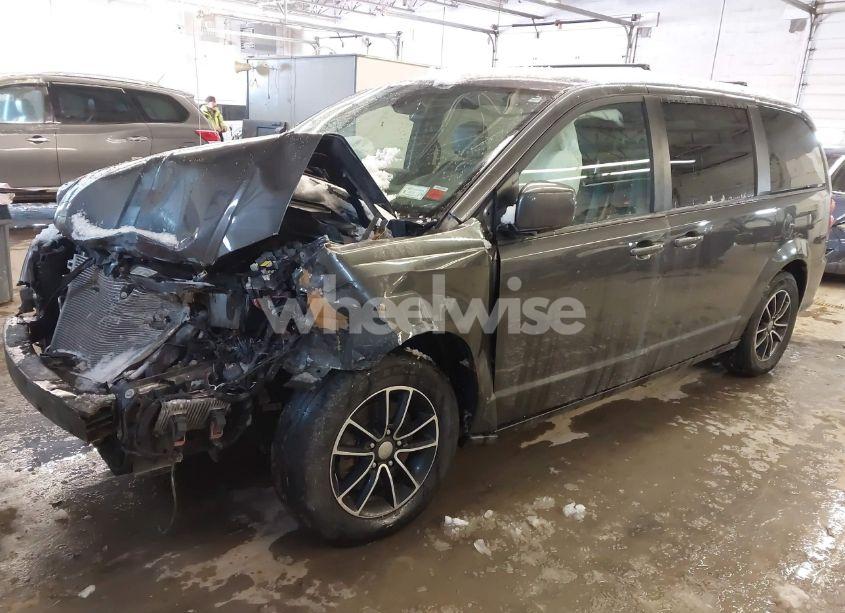 Photo 2 of 2019 Dodge Grand CARAVAN GT (VIN 2C4RDGEG3KR647995)