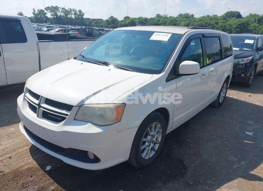 Photo 2 of 2013 Dodge Grand CARAVAN R/T (VIN 2C4RDGEG4DR757263)