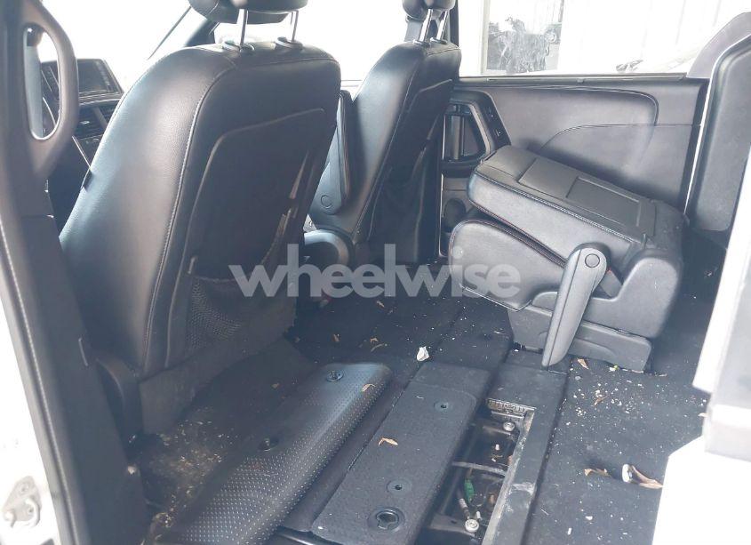 Photo 8 of 2016 Dodge Grand CARAVAN R/T (VIN 2C4RDGEG4GR227976)