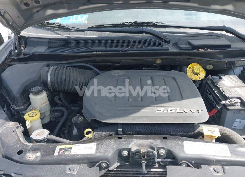 Photo 10 of 2016 Dodge Grand CARAVAN R/T (VIN 2C4RDGEG4GR312266)