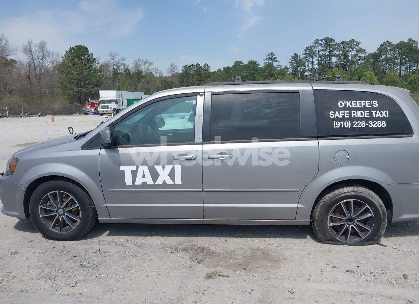 Photo 14 of 2016 Dodge Grand CARAVAN R/T (VIN 2C4RDGEG4GR312266)