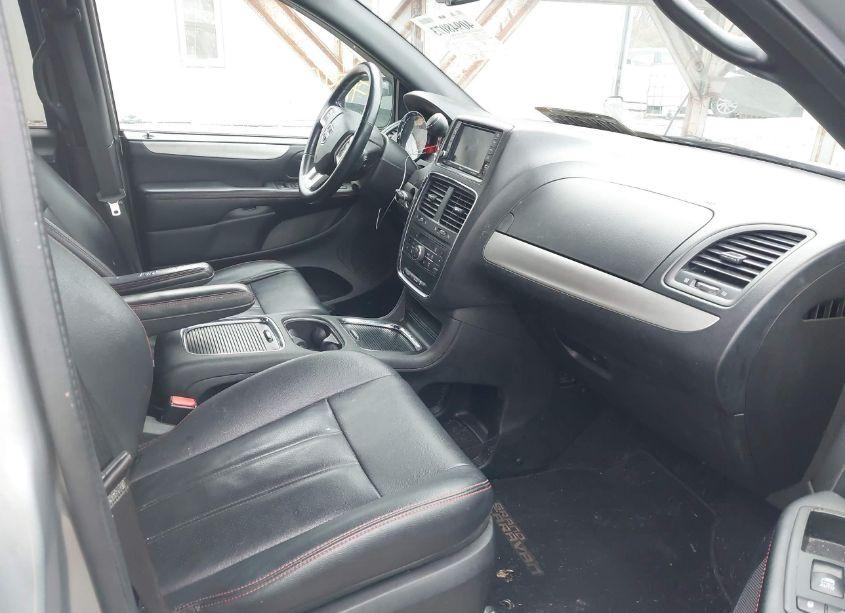 Photo 5 of 2018 Dodge Grand CARAVAN GT (VIN 2C4RDGEG4JR146340)