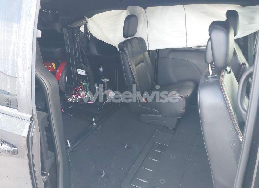 Photo 8 of 2018 Dodge Grand CARAVAN GT (VIN 2C4RDGEG4JR202132)